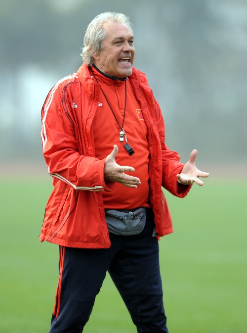 包含兰州君迅势如破竹，球队备战有声有色的词条