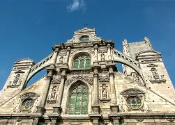 包含阿雅克欲排除圣埃蒂安，继续取胜的词条